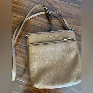 micheal kors purse
